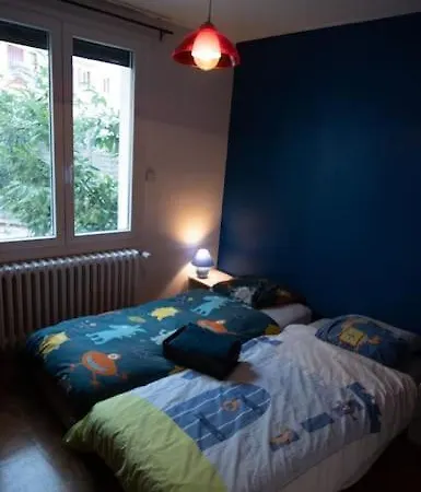 Maison Chaleureuse 6, 8 Personnes Quartier Palente 3 Holiday home *